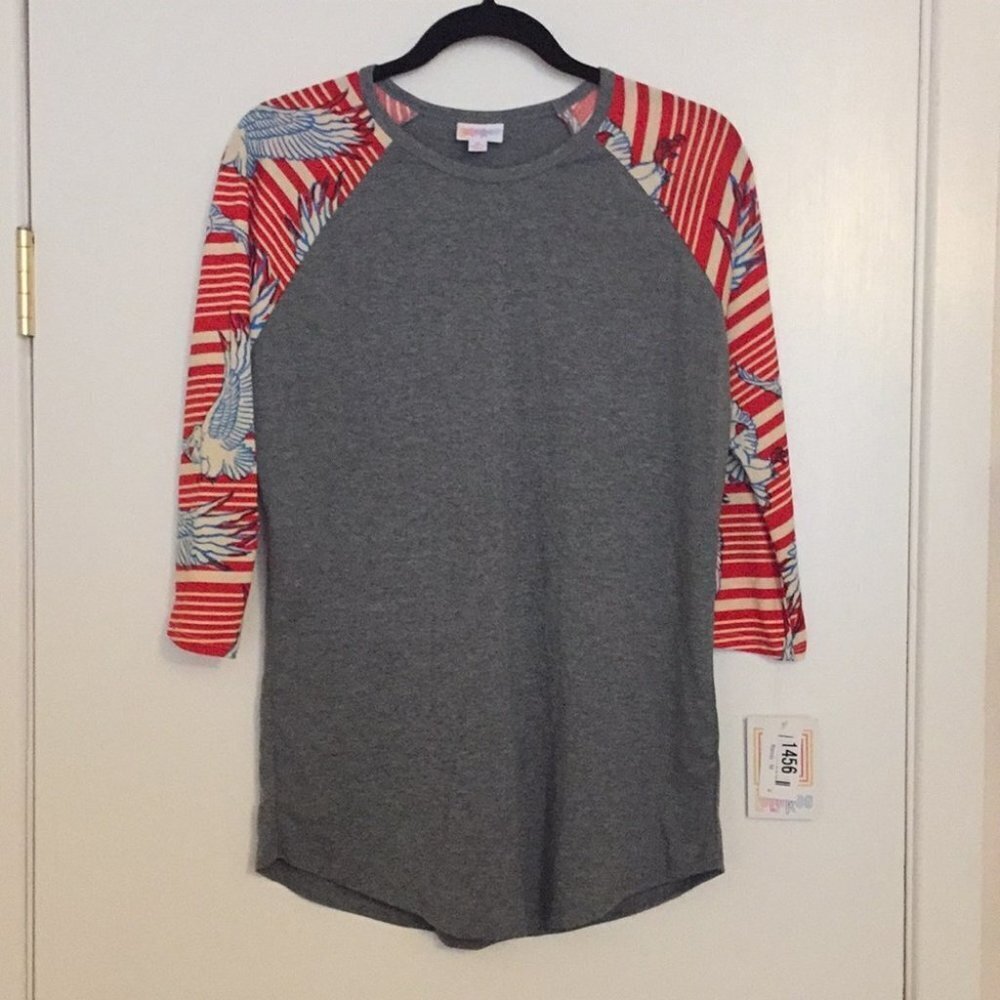 M LuLaRoe Randy T-Shirt B03 781